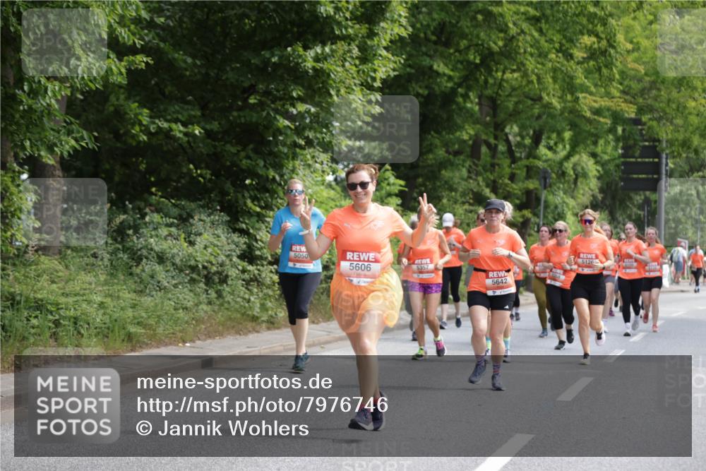 15.06.2025 - REWE Women's Run Jannik Wohlers http://msf.ph/oto/7976746 15.06.2025 10:11:43 Laufen 5050, 5126, 100, 5606, 5357, 5642 meine-sportfotos.de