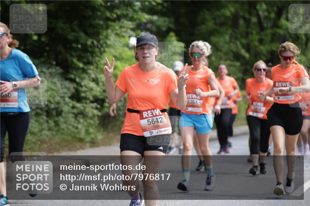 15.06.2025 - REWE Women's Run Jannik Wohlers http://msf.ph/oto/7976817 15.06.2025 10:11:46 Laufen 50, 5642, 5351 meine-sportfotos.de