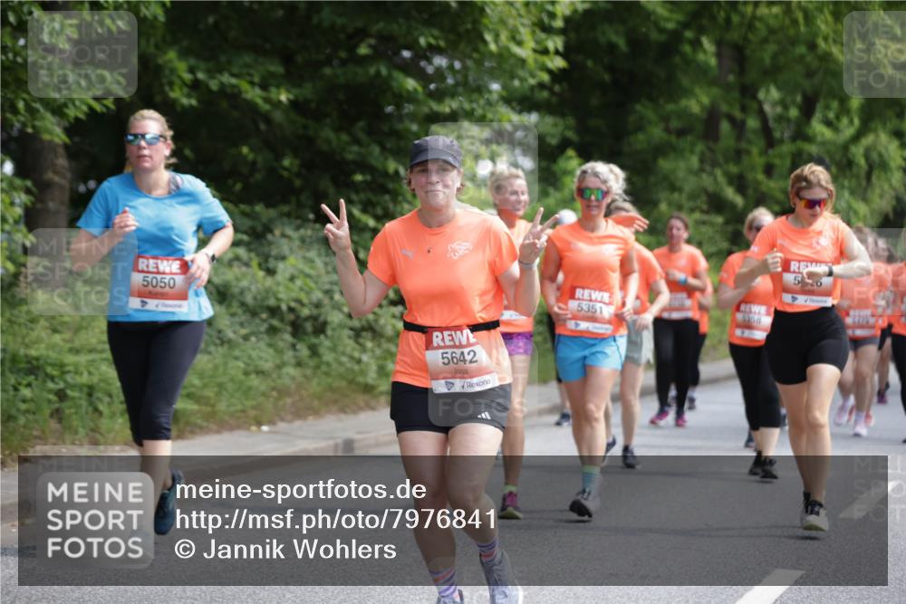 15.06.2025 - REWE Women's Run Jannik Wohlers http://msf.ph/oto/7976841 15.06.2025 10:11:46 Laufen 5050, 5642, 5351 meine-sportfotos.de