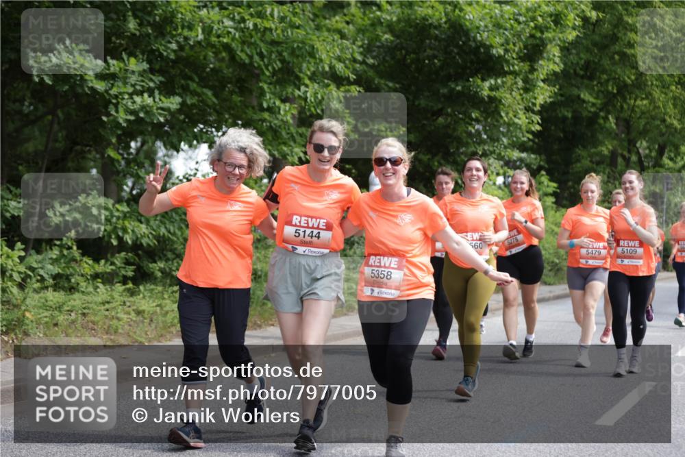 15.06.2025 - REWE Women's Run Jannik Wohlers http://msf.ph/oto/7977005 15.06.2025 10:11:51 Laufen 5144, 5358, 560, 5278, 5479, 5109 meine-sportfotos.de