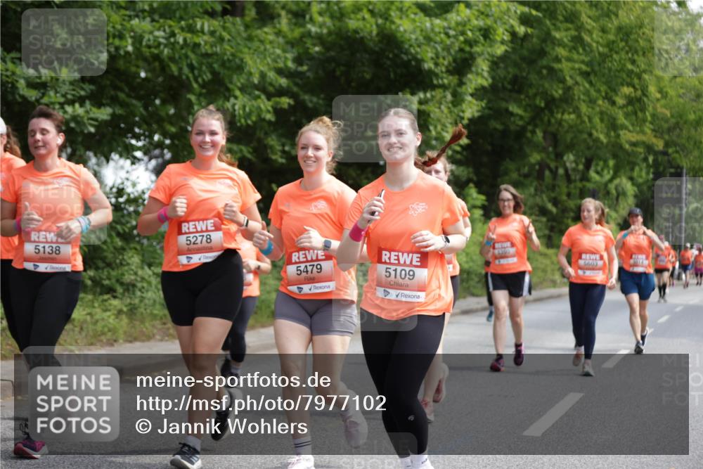15.06.2025 - REWE Women's Run Jannik Wohlers http://msf.ph/oto/7977102 15.06.2025 10:11:53 Laufen 4350, 5603, 5109, 5138, 5278, 5479 meine-sportfotos.de