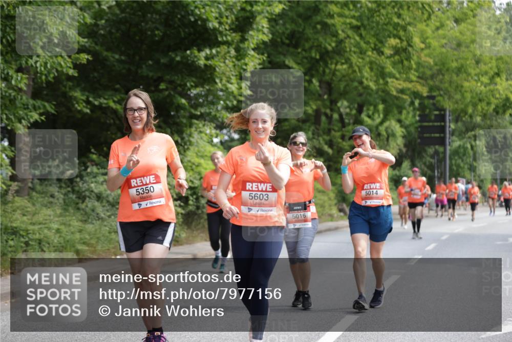 15.06.2025 - REWE Women's Run Jannik Wohlers http://msf.ph/oto/7977156 15.06.2025 10:11:56 Laufen 5350, 5603, 5016, 5014 meine-sportfotos.de