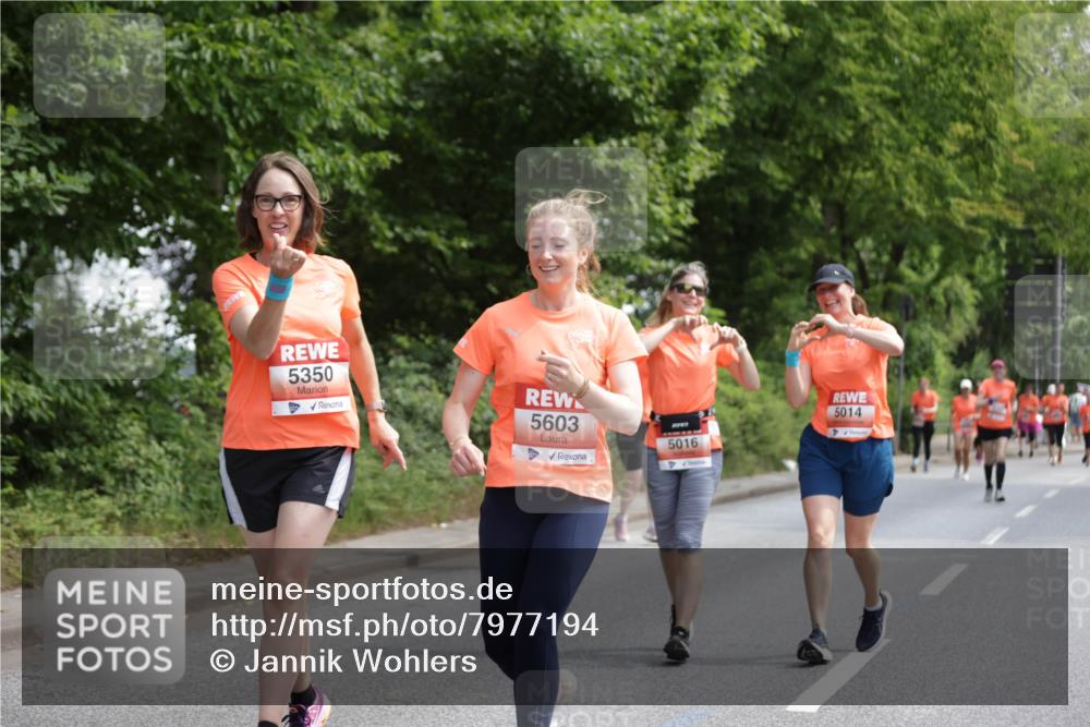 15.06.2025 - REWE Women's Run Jannik Wohlers http://msf.ph/oto/7977194 15.06.2025 10:11:56 Laufen 5350, 5603, 5016, 5014 meine-sportfotos.de