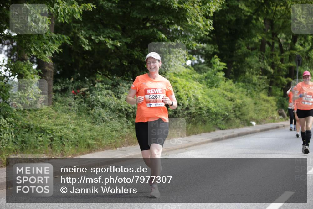 15.06.2025 - REWE Women's Run Jannik Wohlers http://msf.ph/oto/7977307 15.06.2025 10:12:00 Laufen 5267, 5200 meine-sportfotos.de