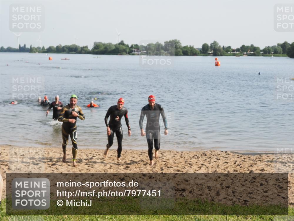 21.06.2025 - 27. Vierlanden-Triathlon MichiJ http://msf.ph/oto/7977451 15.06.2026 08:45:37 Schwimmen 104, 116, 125, 145 meine-sportfotos.de