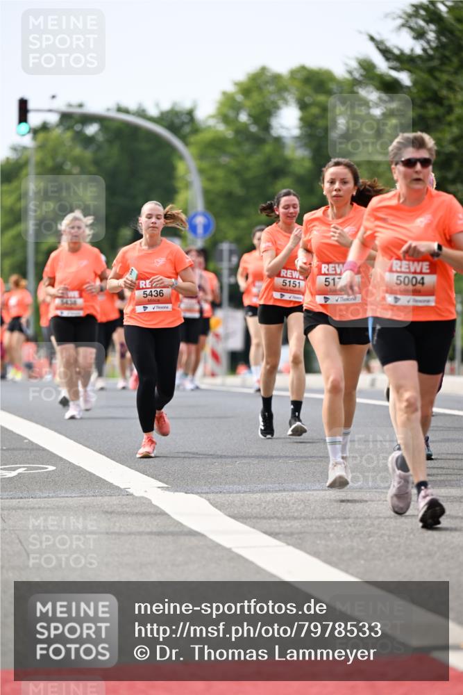 15.06.2025 - REWE Women's Run Dr. Thomas Lammeyer http://msf.ph/oto/7978533 15.06.2025 10:43:47 Laufen 5436, 5151, 5004 meine-sportfotos.de