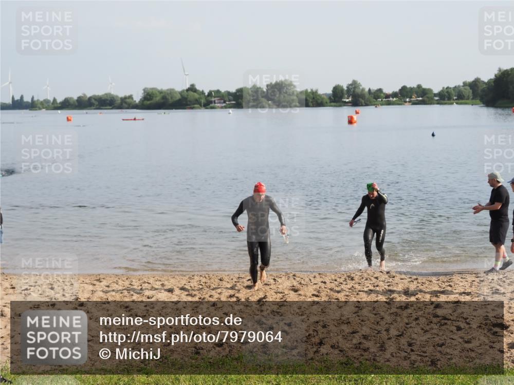 21.06.2025 - 27. Vierlanden-Triathlon MichiJ http://msf.ph/oto/7979064 15.06.2026 08:53:20 Schwimmen 133, 162, 169 meine-sportfotos.de