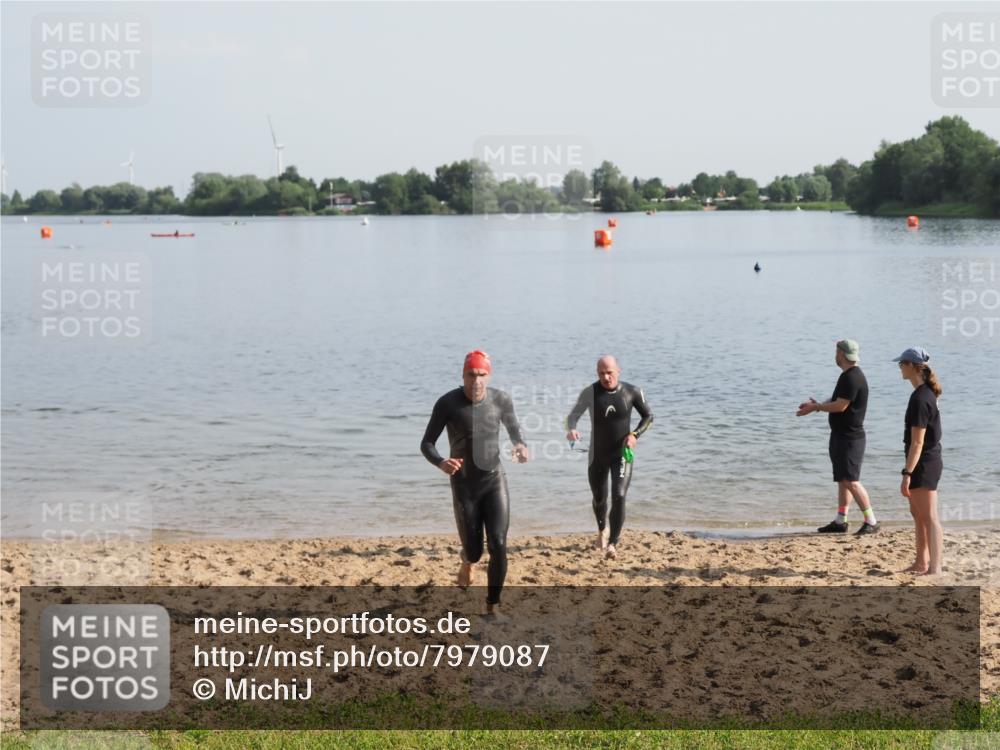 21.06.2025 - 27. Vierlanden-Triathlon MichiJ http://msf.ph/oto/7979087 15.06.2026 08:53:21 Schwimmen 133, 162, 169 meine-sportfotos.de