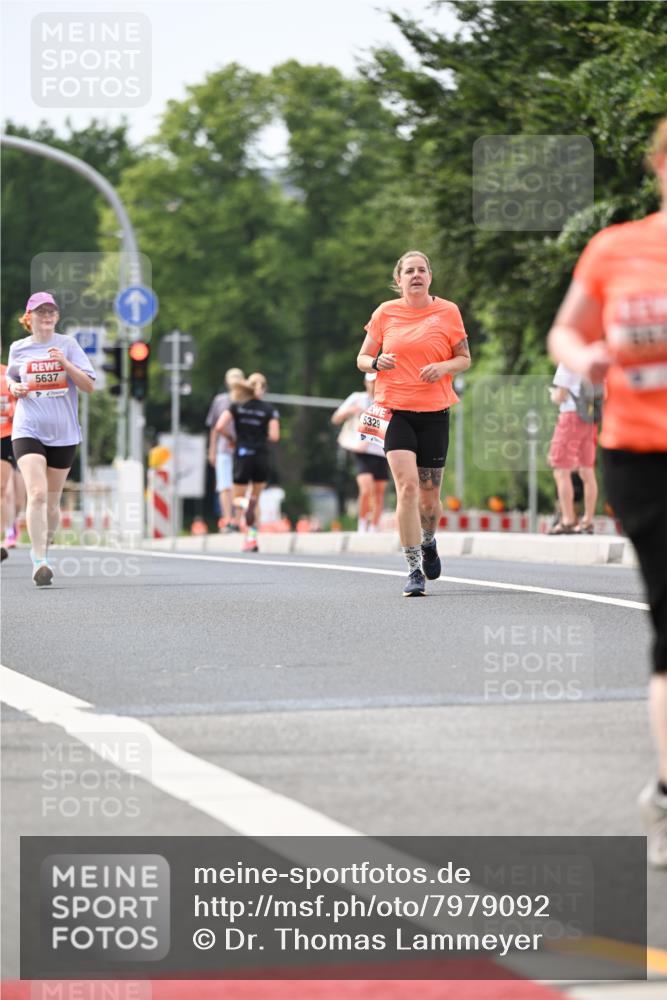 15.06.2025 - REWE Women's Run Dr. Thomas Lammeyer http://msf.ph/oto/7979092 15.06.2025 10:44:21 Laufen 5637 meine-sportfotos.de
