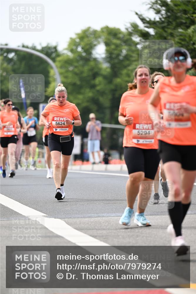 15.06.2025 - REWE Women's Run Dr. Thomas Lammeyer http://msf.ph/oto/7979274 15.06.2025 10:44:31 Laufen 5624, 5294, 5604 meine-sportfotos.de