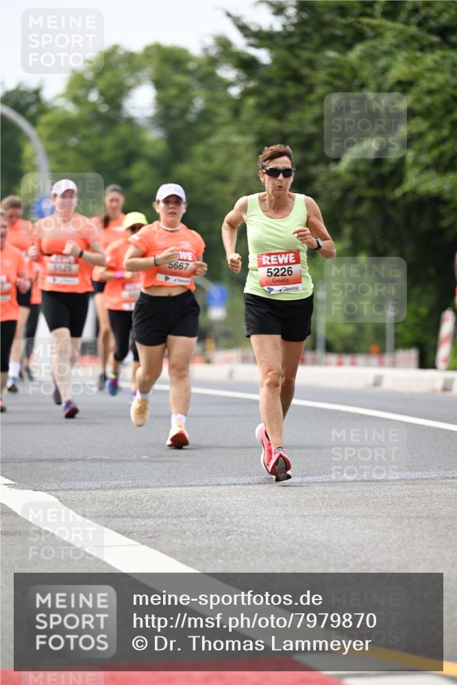 15.06.2025 - REWE Women's Run Dr. Thomas Lammeyer http://msf.ph/oto/7979870 15.06.2025 10:44:58 Laufen 5667, 5226 meine-sportfotos.de