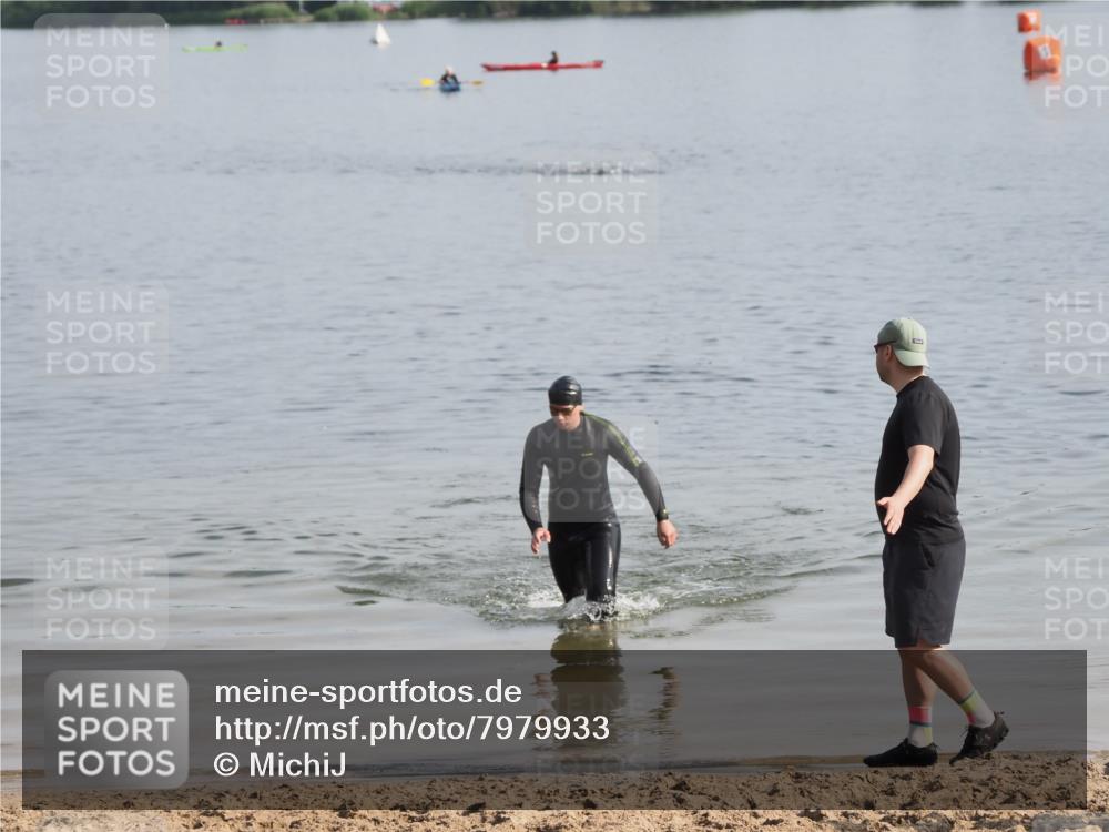 21.06.2025 - 27. Vierlanden-Triathlon MichiJ http://msf.ph/oto/7979933 15.06.2026 09:00:30 Schwimmen  meine-sportfotos.de