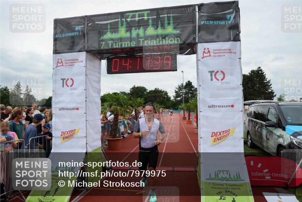 15.06.2025 - 7 Türme Triathlon Michael Strokosch http://msf.ph/oto/7979975 15.06.2025 14:11:38 Ziel 540, 543, 865 meine-sportfotos.de