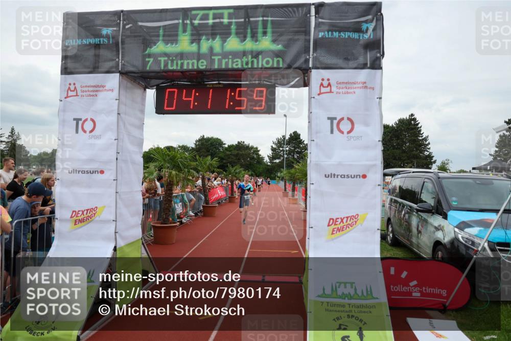 15.06.2025 - 7 Türme Triathlon Michael Strokosch http://msf.ph/oto/7980174 15.06.2025 14:11:59 Ziel 389, 537, 1056 meine-sportfotos.de