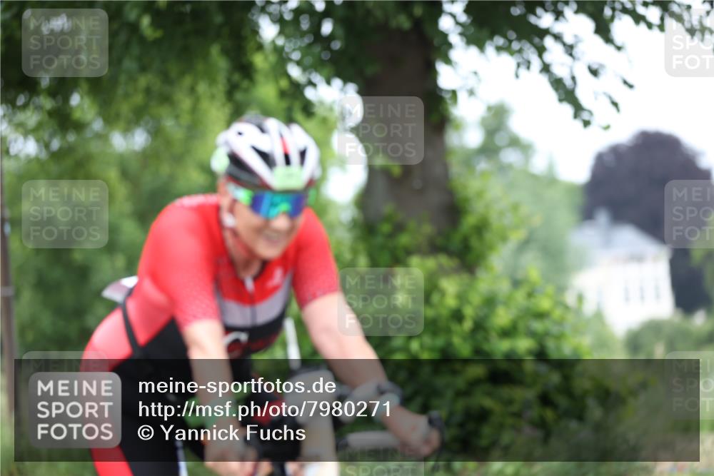 15.06.2025 - 7 Türme Triathlon Yannick Fuchs http://msf.ph/oto/7980271 15.06.2025 11:20:40 Radfahren  meine-sportfotos.de