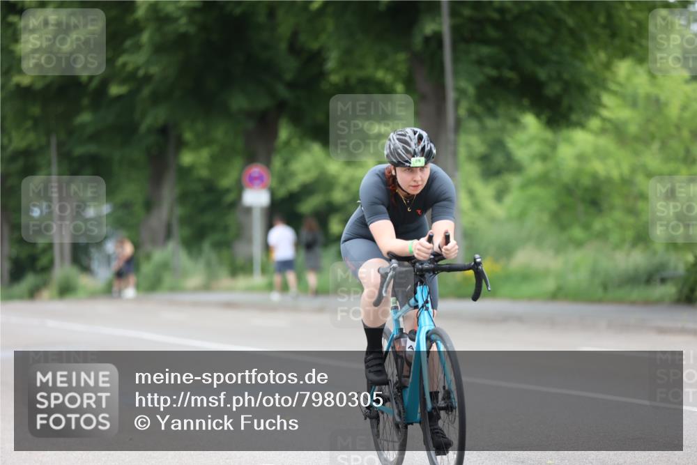 15.06.2025 - 7 Türme Triathlon Yannick Fuchs http://msf.ph/oto/7980305 15.06.2025 11:20:43 Radfahren  meine-sportfotos.de