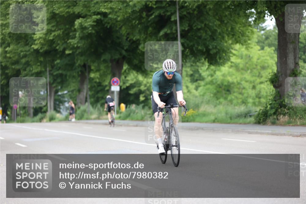15.06.2025 - 7 Türme Triathlon Yannick Fuchs http://msf.ph/oto/7980382 15.06.2025 11:21:55 Radfahren  meine-sportfotos.de
