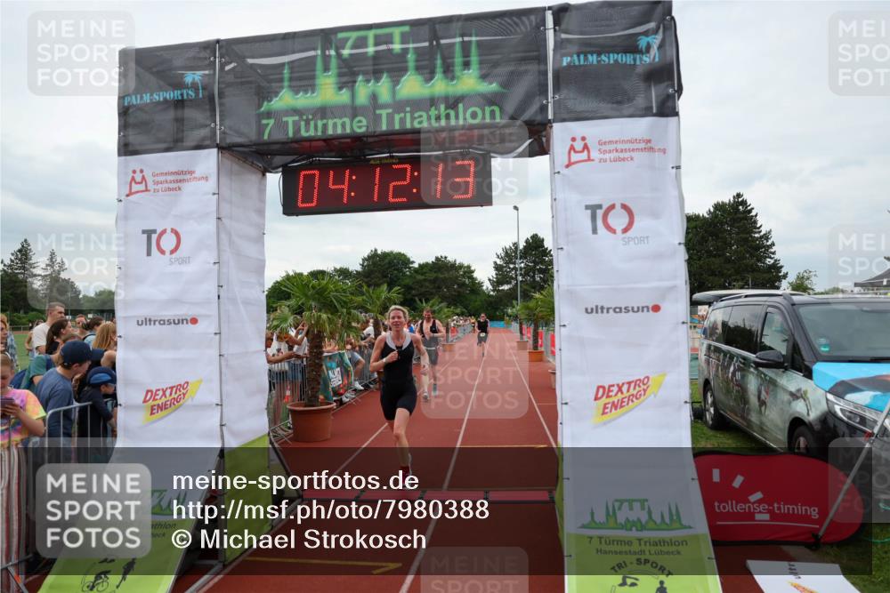 15.06.2025 - 7 Türme Triathlon Michael Strokosch http://msf.ph/oto/7980388 15.06.2025 14:12:12 Ziel 610, 801, 1001, 1047 meine-sportfotos.de