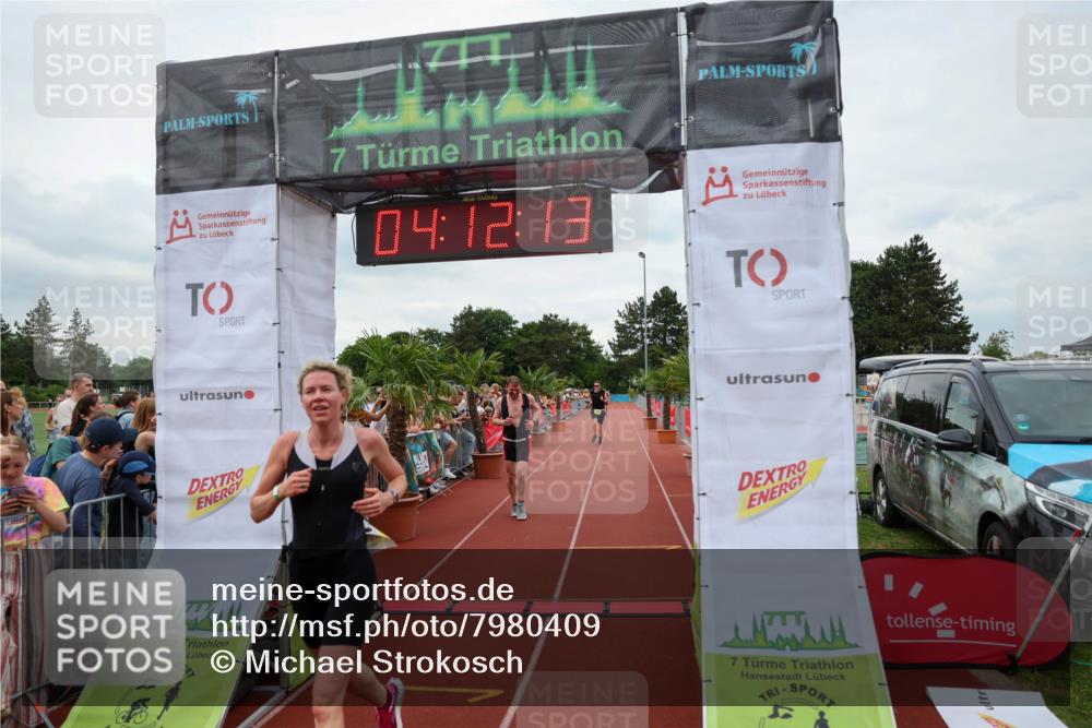 15.06.2025 - 7 Türme Triathlon Michael Strokosch http://msf.ph/oto/7980409 15.06.2025 14:12:13 Ziel 610, 801, 845, 1001, 1047 meine-sportfotos.de