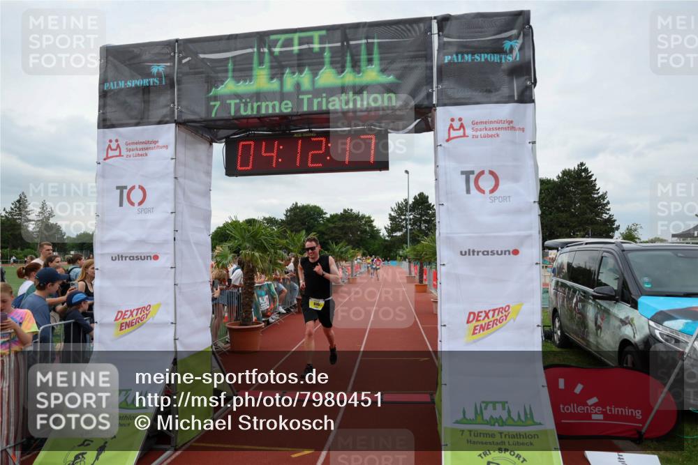 15.06.2025 - 7 Türme Triathlon Michael Strokosch http://msf.ph/oto/7980451 15.06.2025 14:12:17 Ziel 801, 845, 1001 meine-sportfotos.de