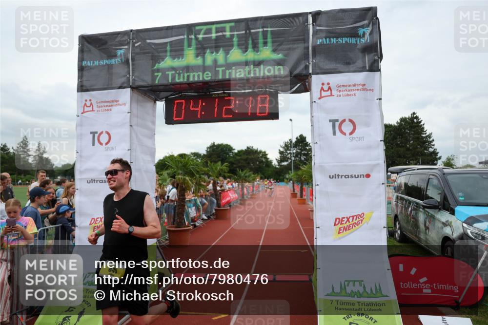 15.06.2025 - 7 Türme Triathlon Michael Strokosch http://msf.ph/oto/7980476 15.06.2025 14:12:18 Ziel 801, 845, 1001 meine-sportfotos.de
