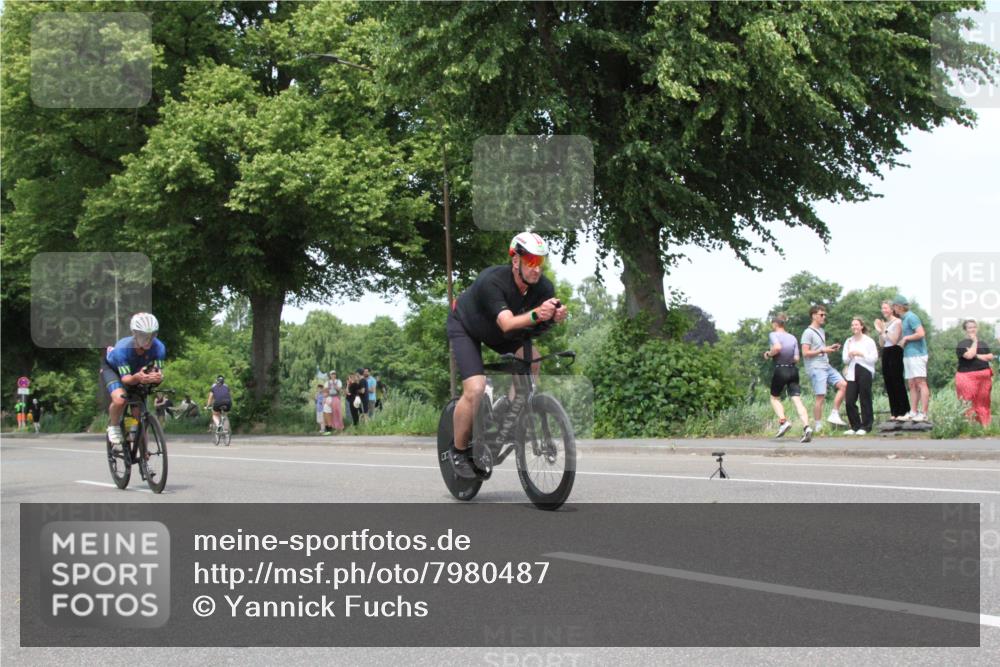 15.06.2025 - 7 Türme Triathlon Yannick Fuchs http://msf.ph/oto/7980487 15.06.2025 13:25:24 Radfahren  meine-sportfotos.de