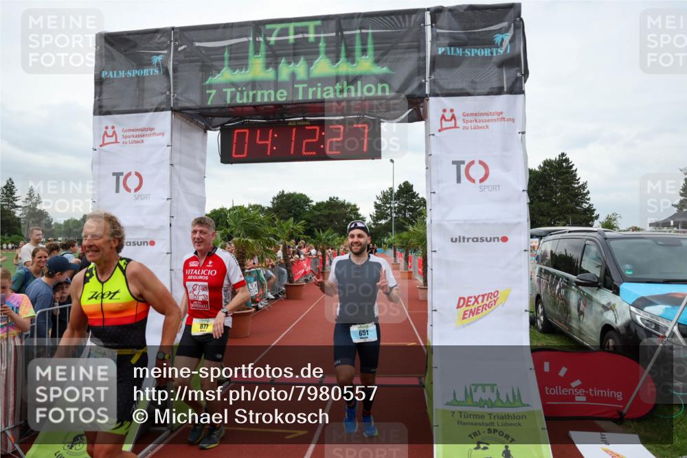 15.06.2025 - 7 Türme Triathlon Michael Strokosch http://msf.ph/oto/7980557 15.06.2025 14:12:27 Ziel 530, 651, 877 meine-sportfotos.de