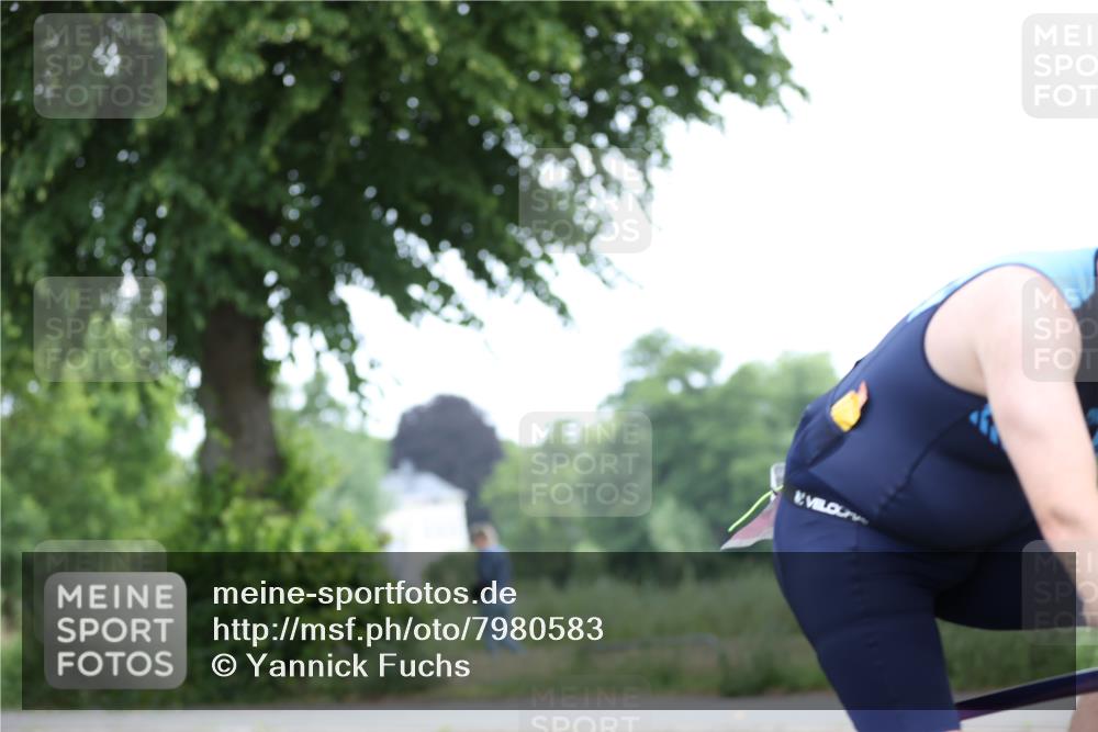 15.06.2025 - 7 Türme Triathlon Yannick Fuchs http://msf.ph/oto/7980583 15.06.2025 11:22:01 Radfahren 339 meine-sportfotos.de
