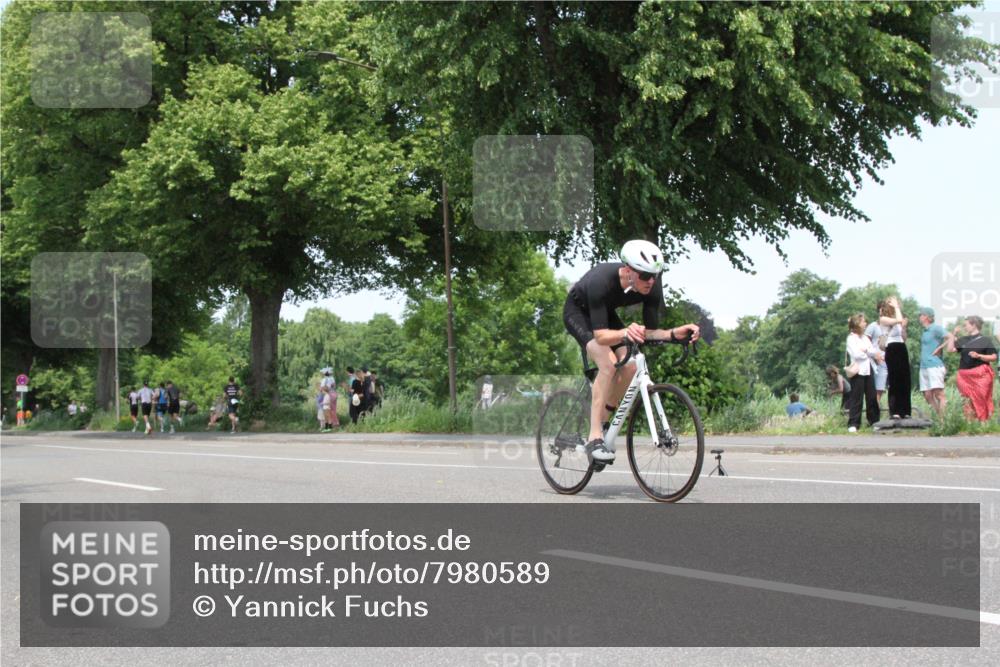 15.06.2025 - 7 Türme Triathlon Yannick Fuchs http://msf.ph/oto/7980589 15.06.2025 13:26:09 Radfahren  meine-sportfotos.de