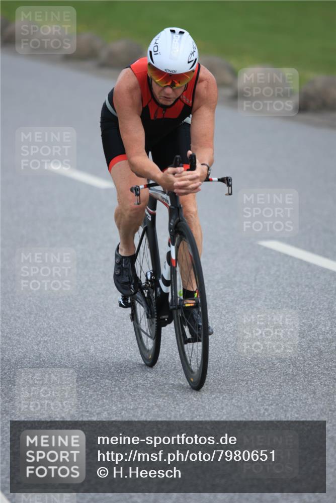 15.06.2025 - 27. Vierlanden-Triathlon H.Heesch http://msf.ph/oto/7980651 15.06.2025 10:41:11 Radfahren 114, 152, 187, 275, 366, 426 meine-sportfotos.de