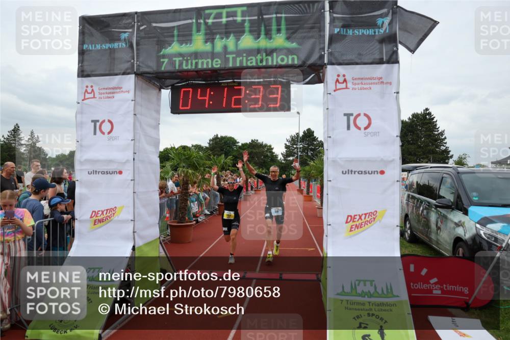 15.06.2025 - 7 Türme Triathlon Michael Strokosch http://msf.ph/oto/7980658 15.06.2025 14:12:33 Ziel 530, 651, 678, 877, 918, 1151 meine-sportfotos.de