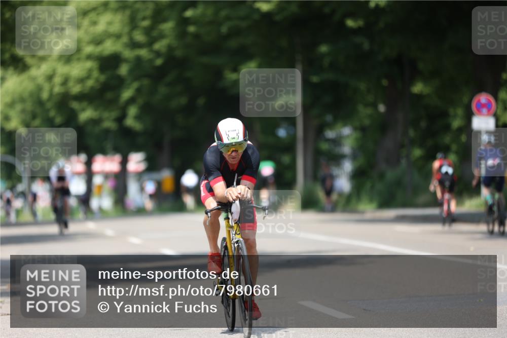 15.06.2025 - 7 Türme Triathlon Yannick Fuchs http://msf.ph/oto/7980661 15.06.2025 12:48:49 Radfahren 256, 446, 530, 540 meine-sportfotos.de