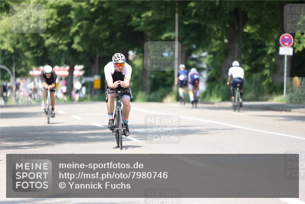 15.06.2025 - 7 Türme Triathlon Yannick Fuchs http://msf.ph/oto/7980746 15.06.2025 12:48:52 Radfahren 256, 446, 530, 540 meine-sportfotos.de