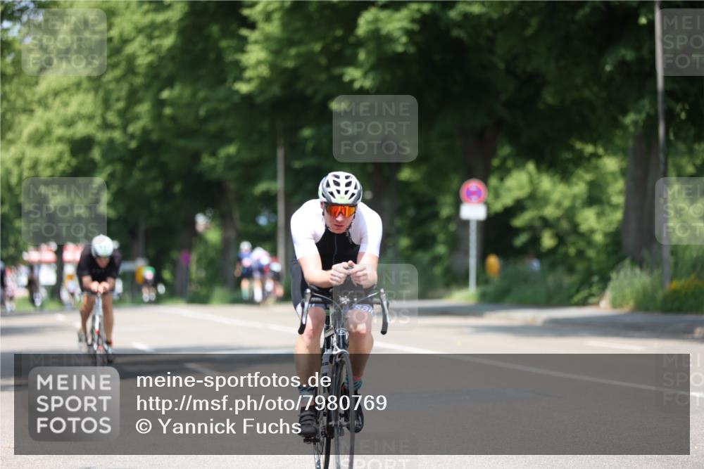 15.06.2025 - 7 Türme Triathlon Yannick Fuchs http://msf.ph/oto/7980769 15.06.2025 12:48:53 Radfahren 256, 445, 446, 540 meine-sportfotos.de