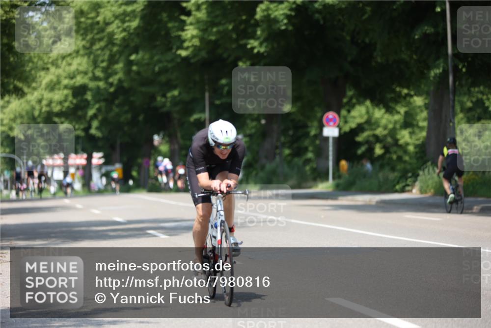 15.06.2025 - 7 Türme Triathlon Yannick Fuchs http://msf.ph/oto/7980816 15.06.2025 12:48:55 Radfahren 256, 445, 446, 633 meine-sportfotos.de