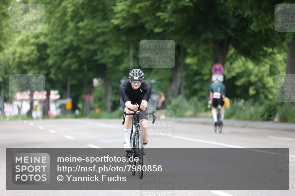 15.06.2025 - 7 Türme Triathlon Yannick Fuchs http://msf.ph/oto/7980856 15.06.2025 11:23:37 Radfahren 207, 303 meine-sportfotos.de