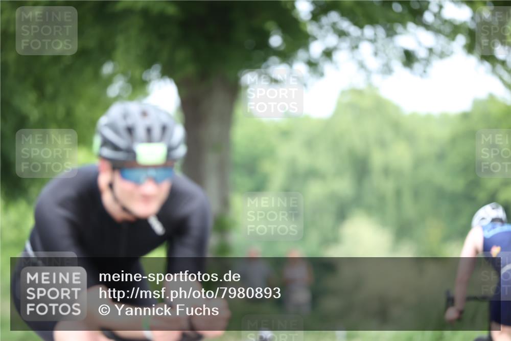 15.06.2025 - 7 Türme Triathlon Yannick Fuchs http://msf.ph/oto/7980893 15.06.2025 11:23:38 Radfahren 303 meine-sportfotos.de