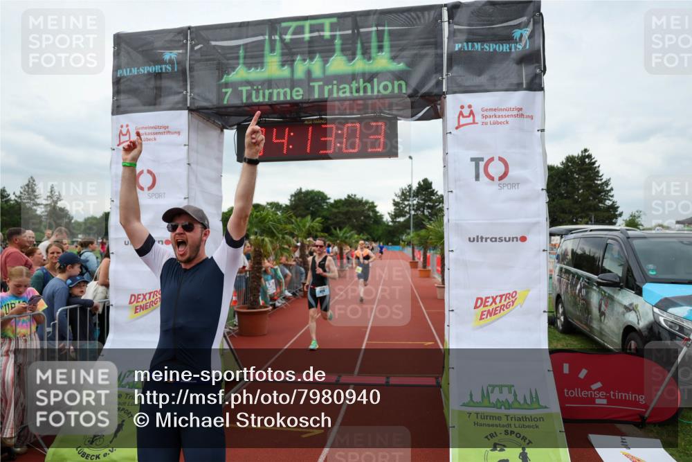 15.06.2025 - 7 Türme Triathlon Michael Strokosch http://msf.ph/oto/7980940 15.06.2025 14:13:03 Ziel 412, 628, 892 meine-sportfotos.de