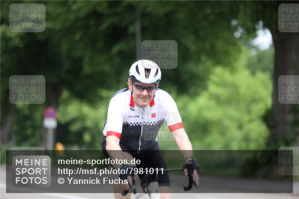 15.06.2025 - 7 Türme Triathlon Yannick Fuchs http://msf.ph/oto/7981011 15.06.2025 11:23:51 Radfahren  meine-sportfotos.de