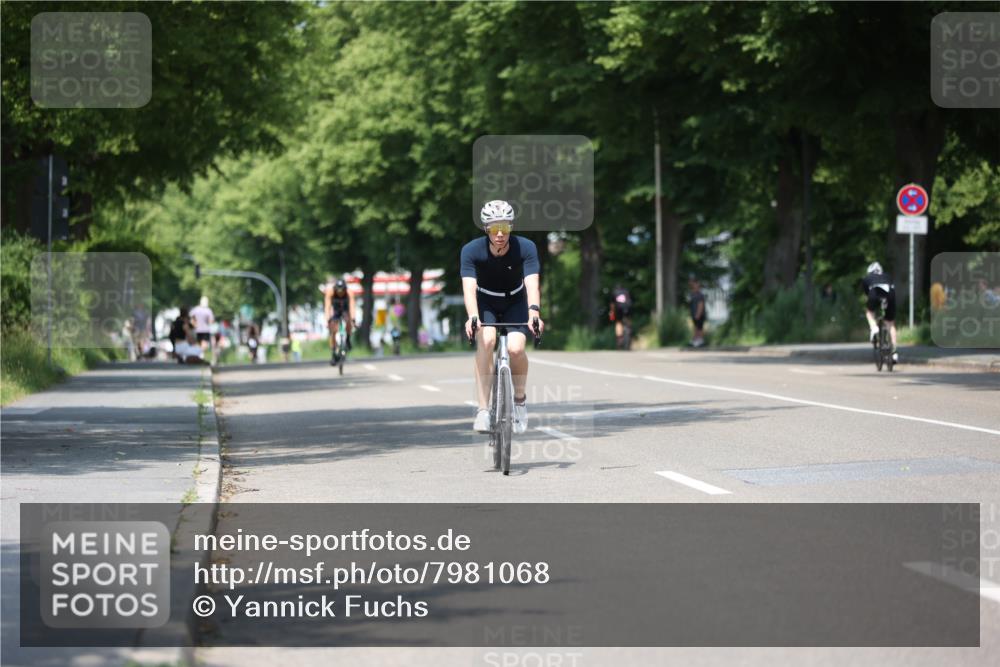 15.06.2025 - 7 Türme Triathlon Yannick Fuchs http://msf.ph/oto/7981068 15.06.2025 12:49:22 Radfahren 247, 411, 448, 656 meine-sportfotos.de