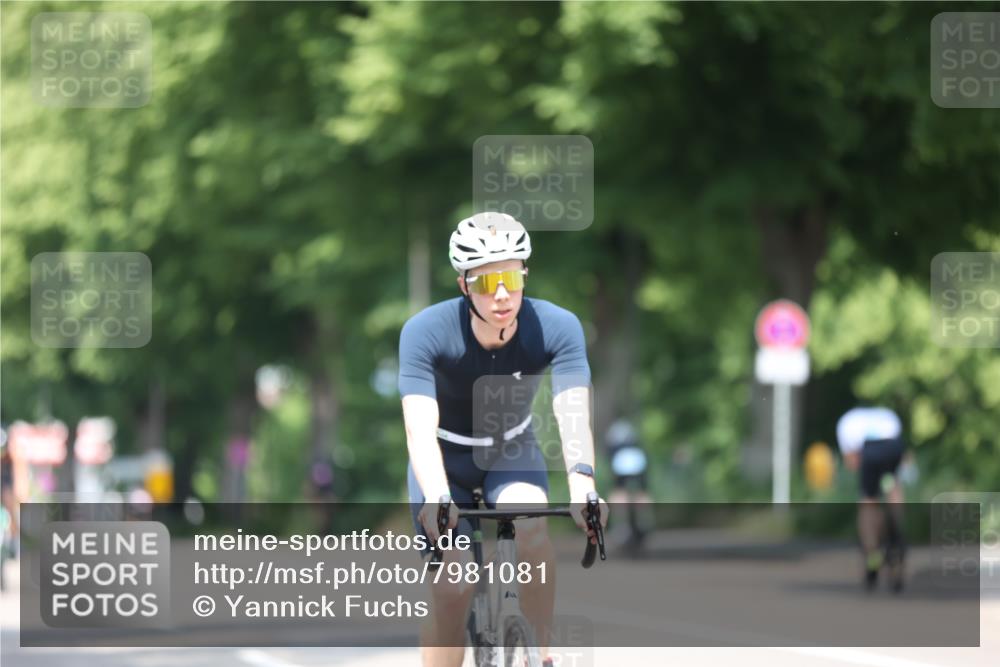 15.06.2025 - 7 Türme Triathlon Yannick Fuchs http://msf.ph/oto/7981081 15.06.2025 12:49:23 Radfahren 247, 397, 411, 448, 656 meine-sportfotos.de