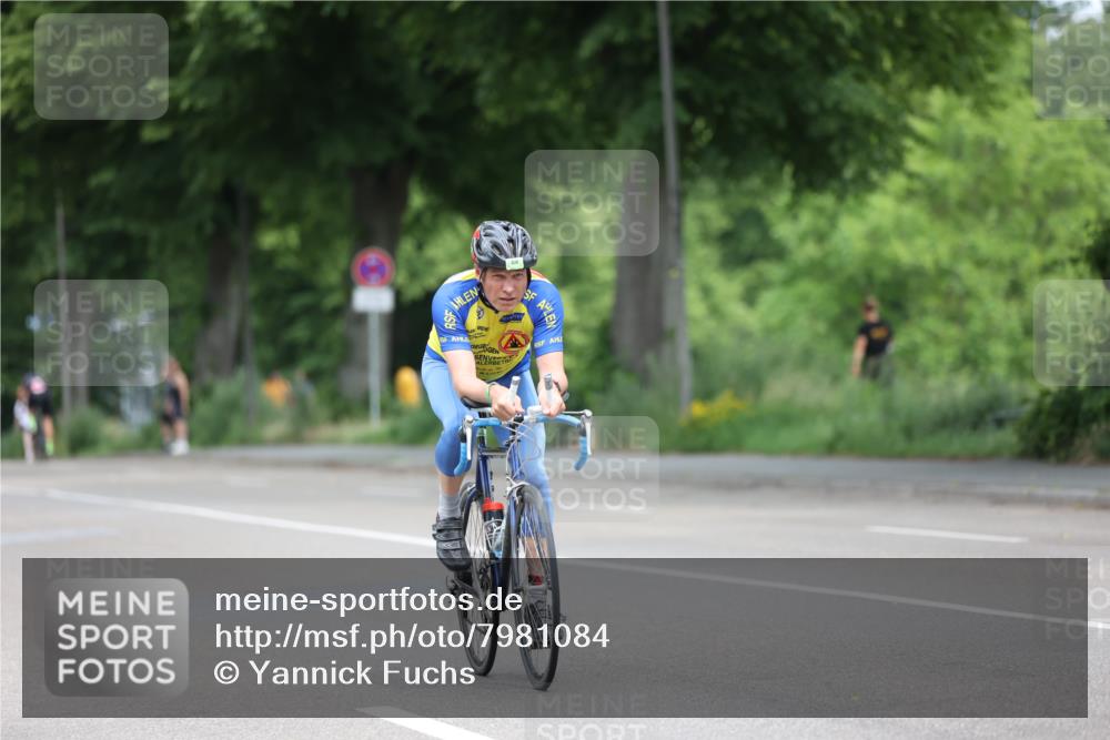 15.06.2025 - 7 Türme Triathlon Yannick Fuchs http://msf.ph/oto/7981084 15.06.2025 11:24:26 Radfahren 243 meine-sportfotos.de