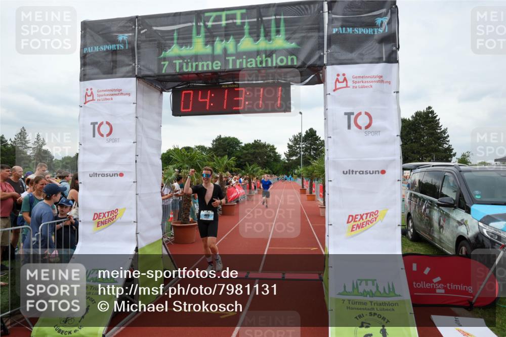 15.06.2025 - 7 Türme Triathlon Michael Strokosch http://msf.ph/oto/7981131 15.06.2025 14:13:10 Ziel 489, 628, 892, 1085 meine-sportfotos.de