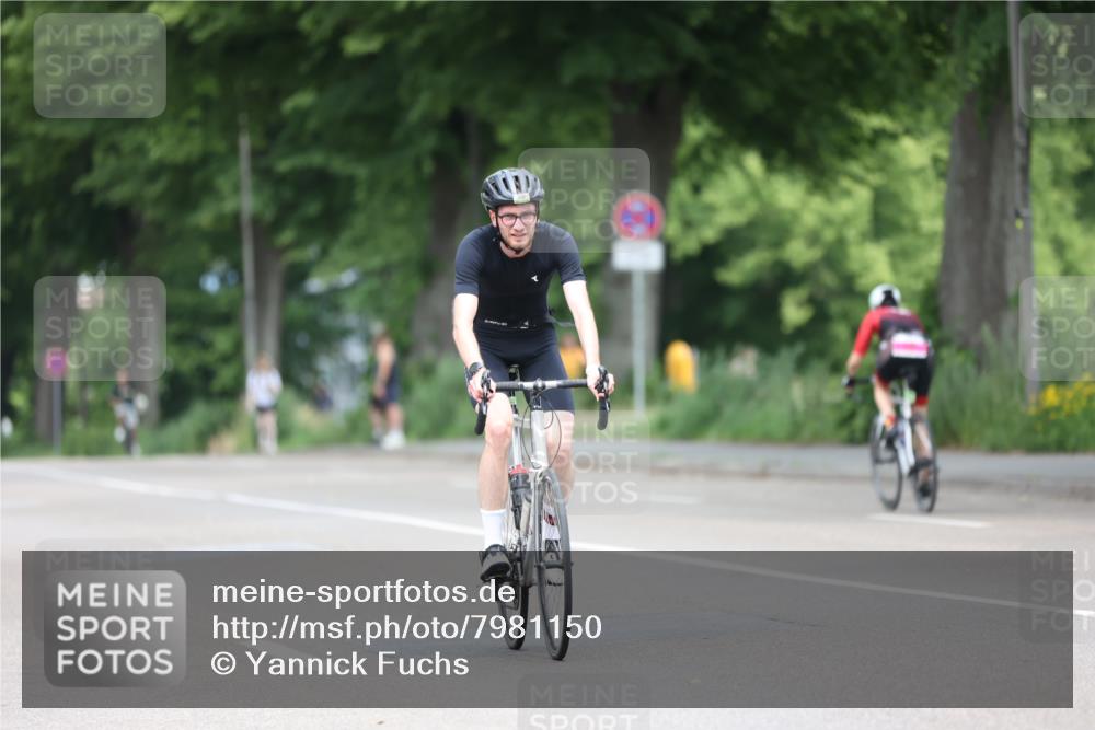 15.06.2025 - 7 Türme Triathlon Yannick Fuchs http://msf.ph/oto/7981150 15.06.2025 11:24:32 Radfahren 258 meine-sportfotos.de