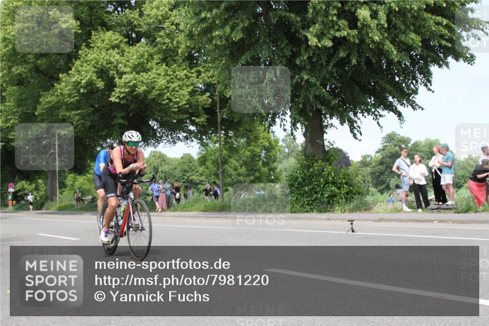 15.06.2025 - 7 Türme Triathlon Yannick Fuchs http://msf.ph/oto/7981220 15.06.2025 13:28:30 Radfahren  meine-sportfotos.de