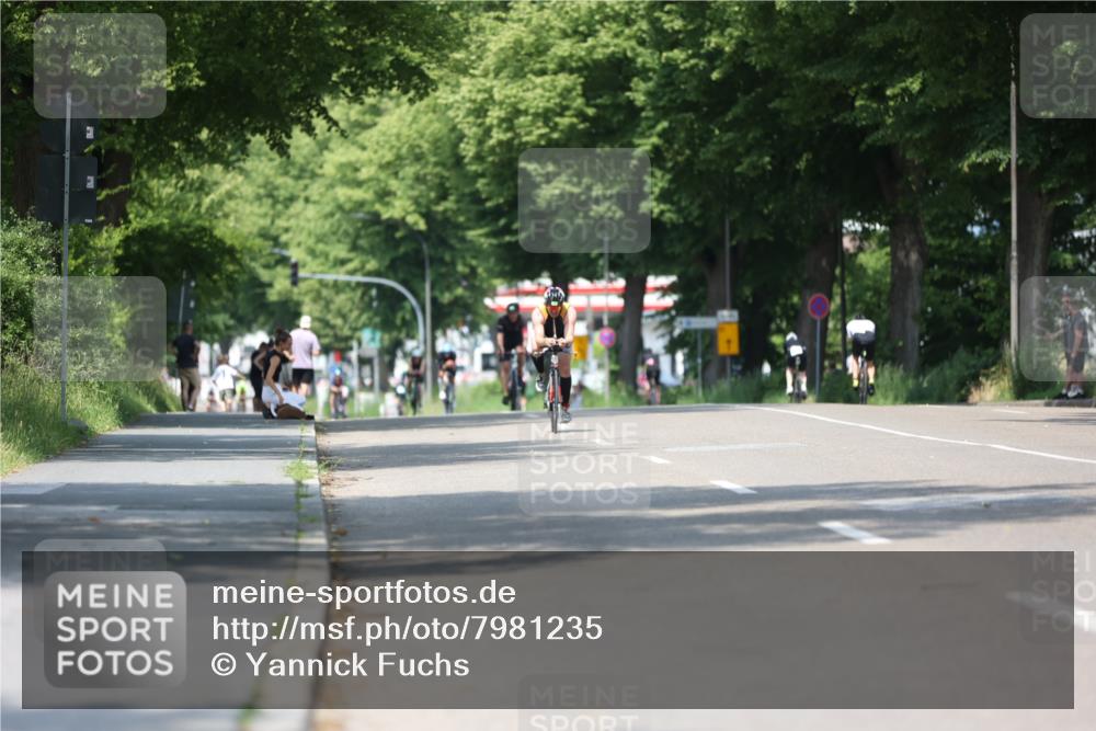 15.06.2025 - 7 Türme Triathlon Yannick Fuchs http://msf.ph/oto/7981235 15.06.2025 12:49:29 Radfahren 247, 366, 397, 638 meine-sportfotos.de