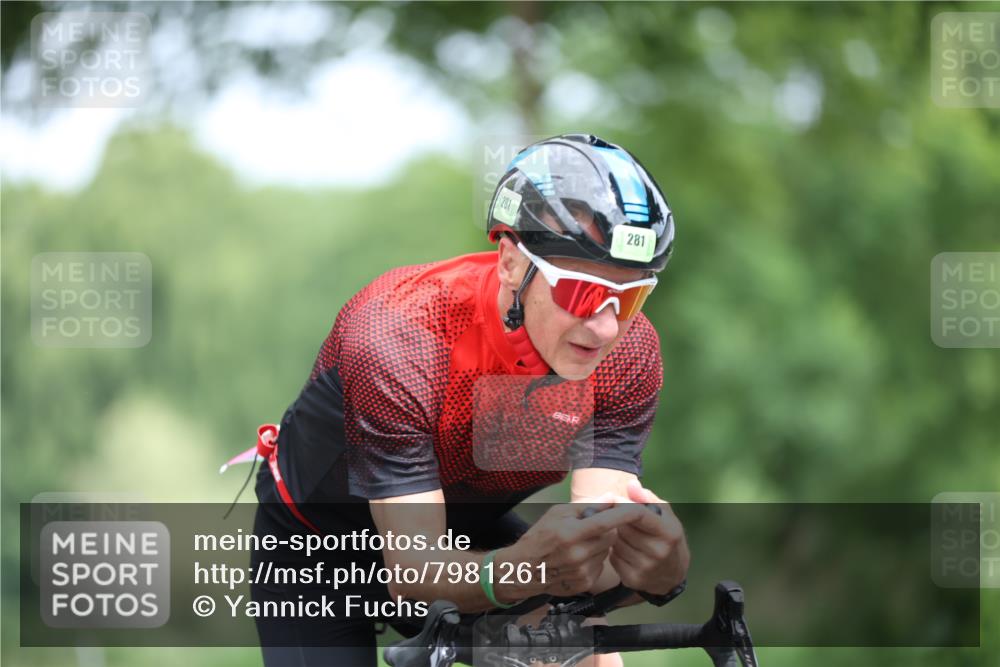 15.06.2025 - 7 Türme Triathlon Yannick Fuchs http://msf.ph/oto/7981261 15.06.2025 11:24:50 Radfahren  meine-sportfotos.de