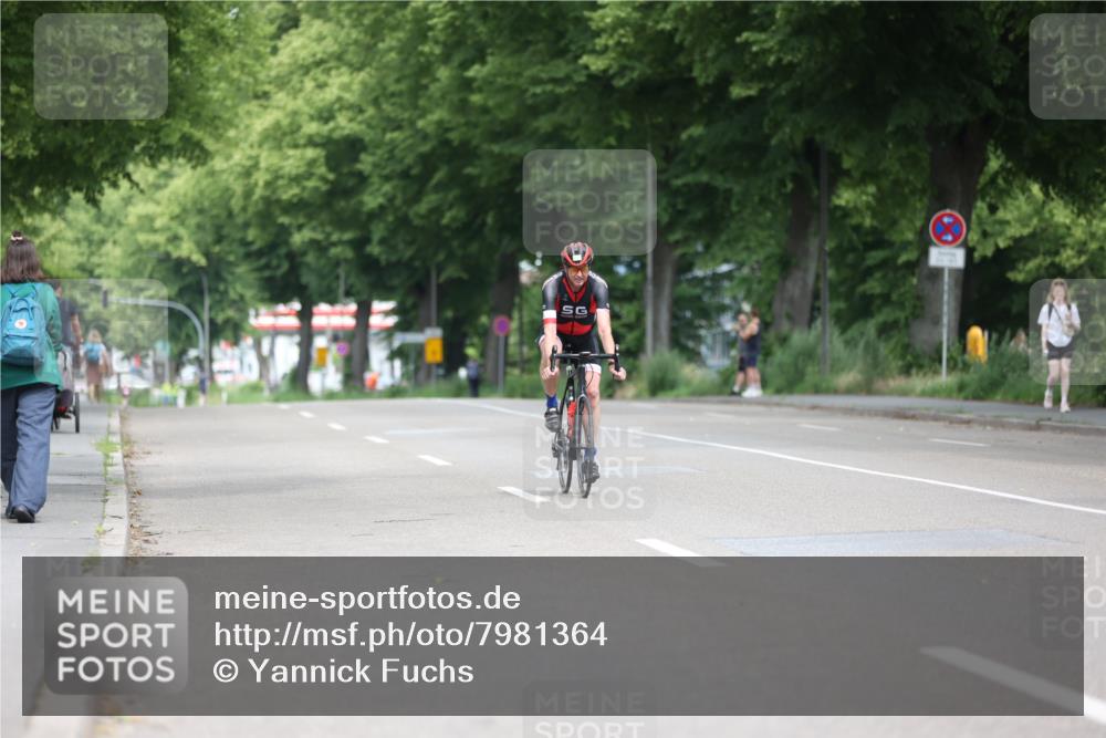 15.06.2025 - 7 Türme Triathlon Yannick Fuchs http://msf.ph/oto/7981364 15.06.2025 11:25:04 Radfahren  meine-sportfotos.de