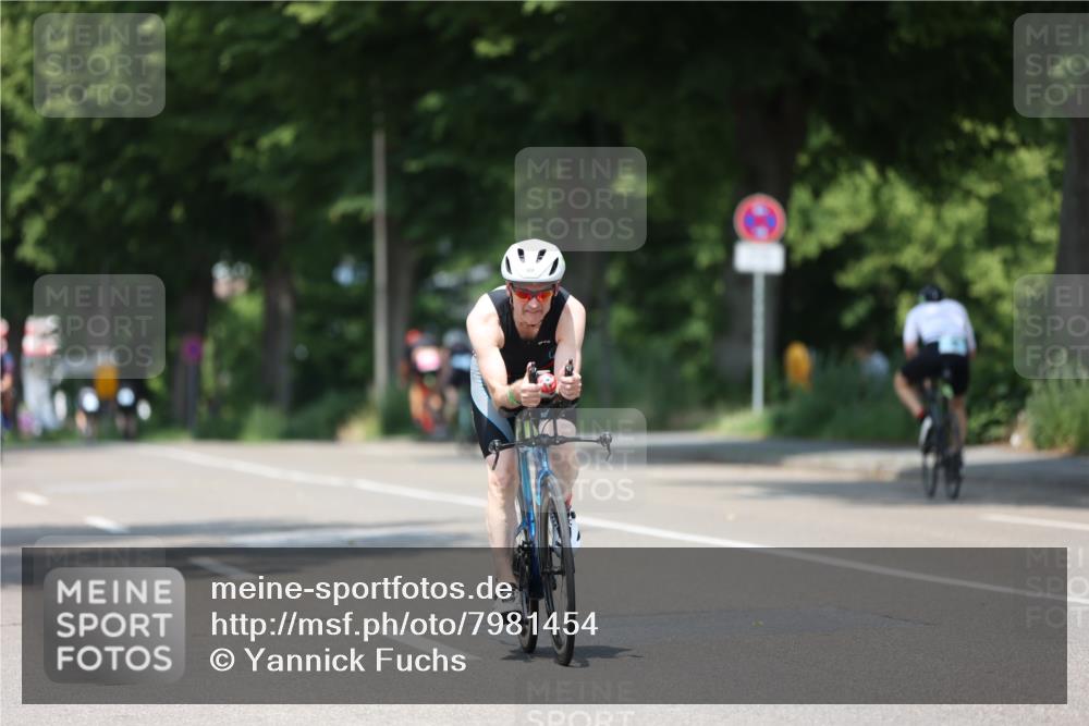 15.06.2025 - 7 Türme Triathlon Yannick Fuchs http://msf.ph/oto/7981454 15.06.2025 12:49:39 Radfahren 261, 462, 511, 671 meine-sportfotos.de