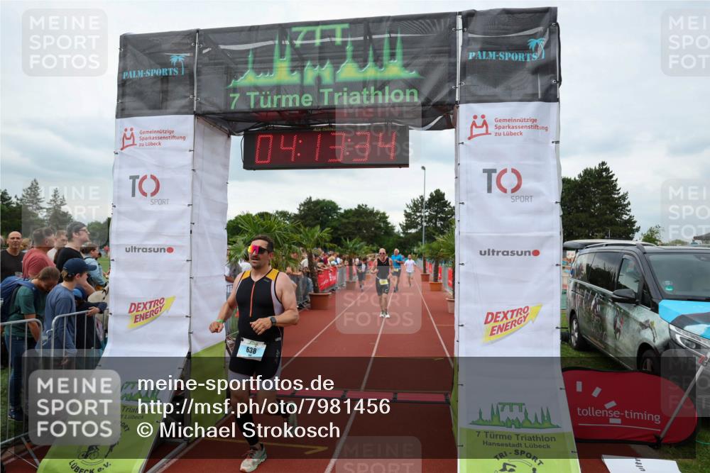 15.06.2025 - 7 Türme Triathlon Michael Strokosch http://msf.ph/oto/7981456 15.06.2025 14:13:34 Ziel 422, 591, 597, 638, 798, 948 meine-sportfotos.de